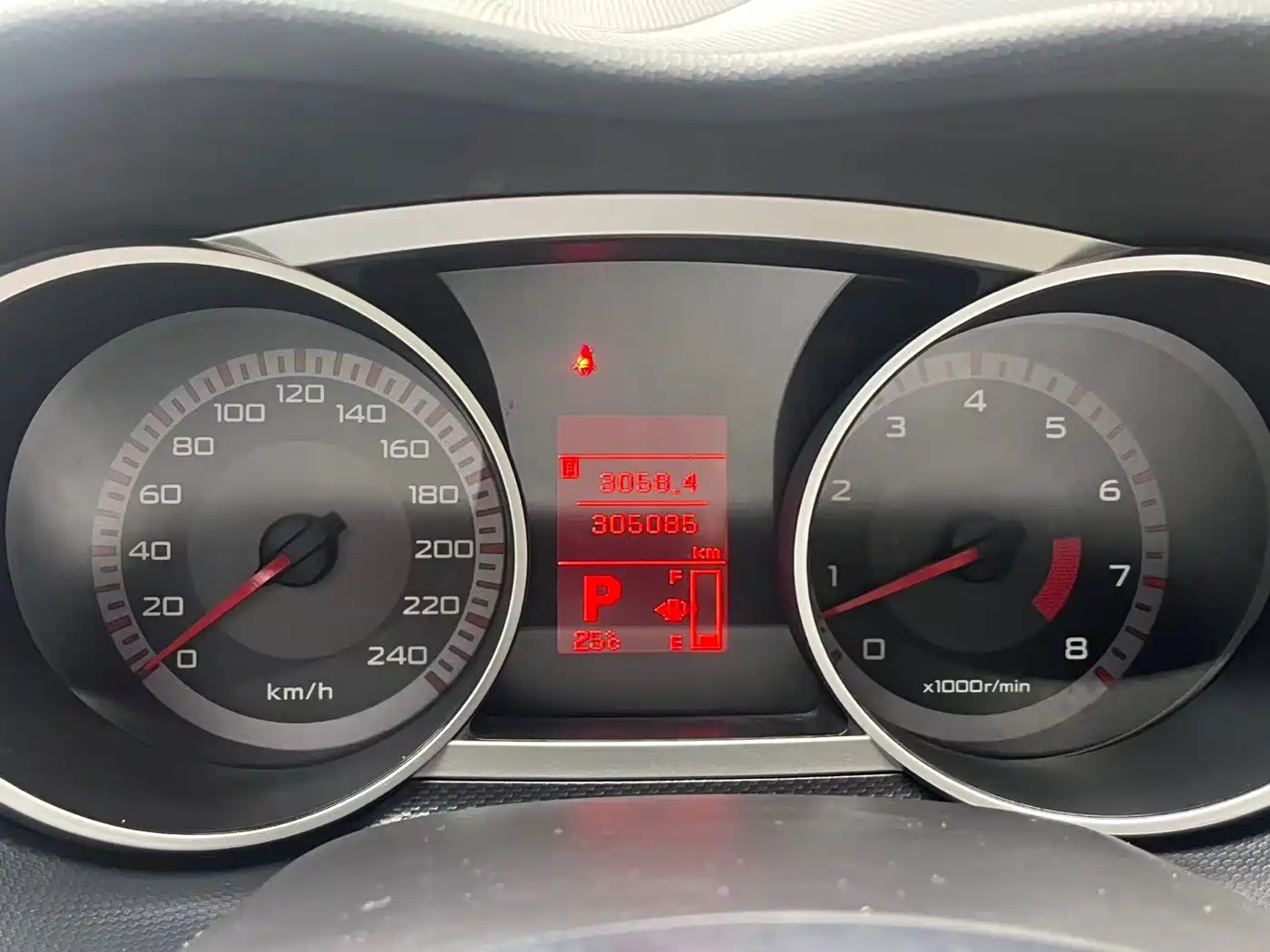 Mitsubishi Outlander (Import) 2006 Model 3.0 Standard фото 6