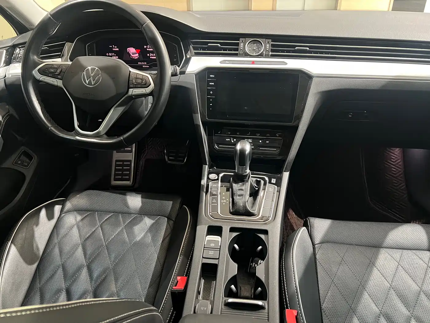 VOLKSWAGEN MAGOTAN GTE PLUG IN HYBRID