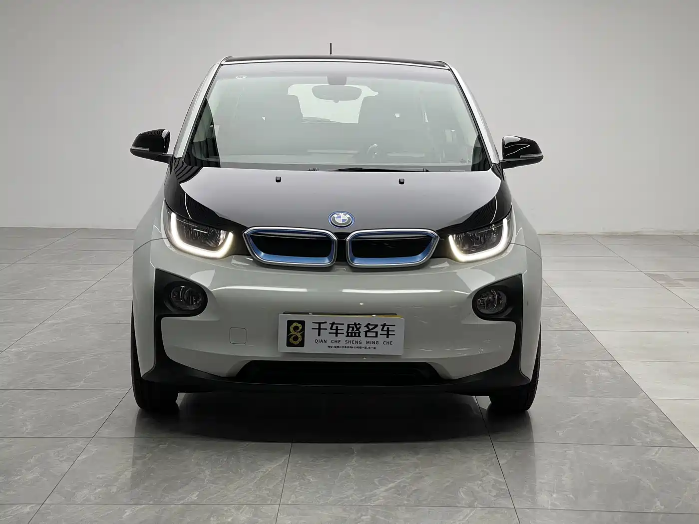 BMW I3