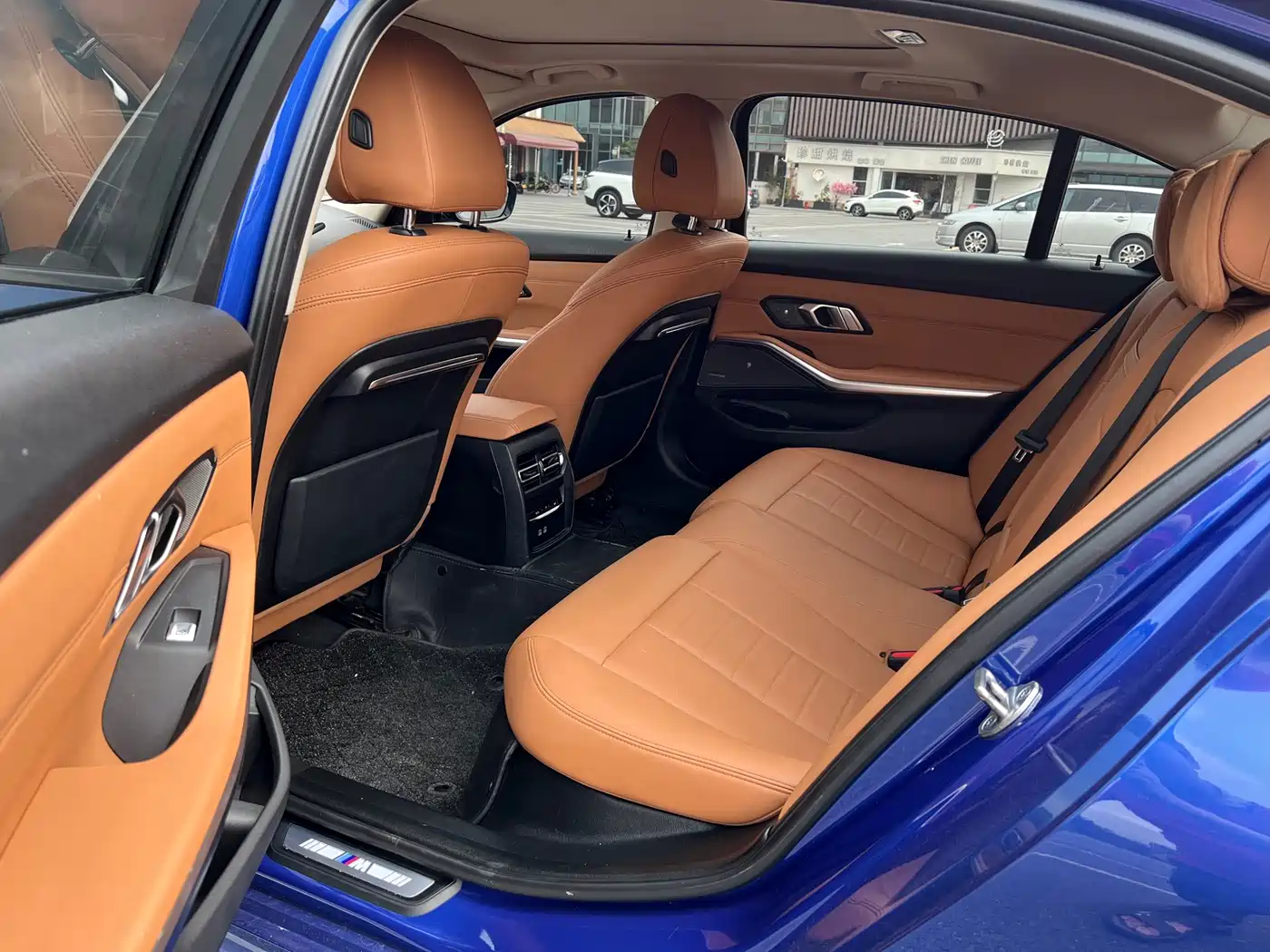 BMW 3 Series 2020 330Li xDrive M Sport Black Night Edition фото 8