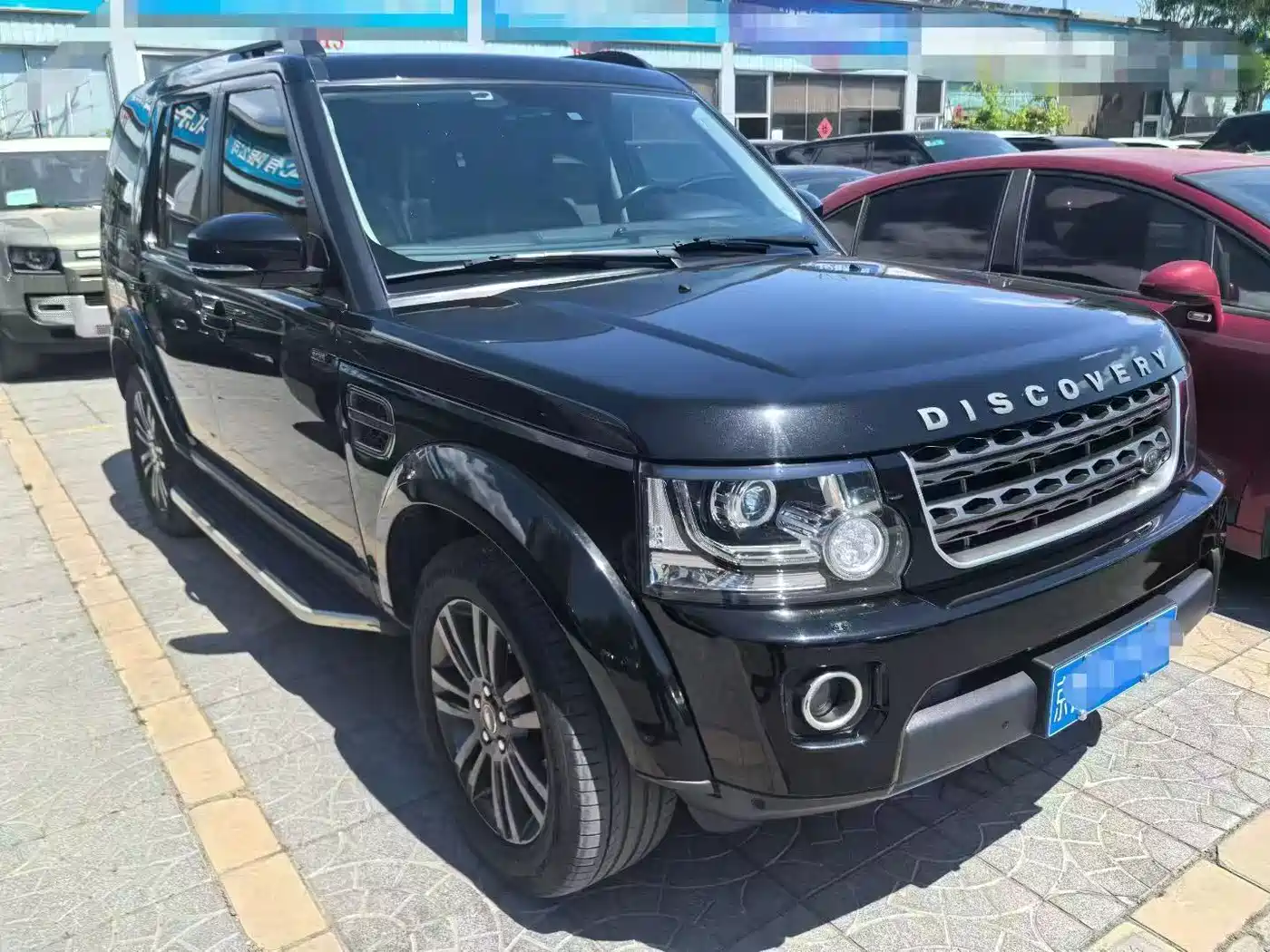 Фото 2 - Land Rover Discovery