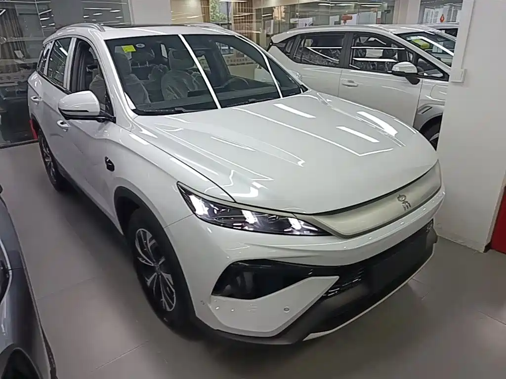 BYD Song Pro New Energy 2025 2nd Generation Smart Drive Edition DM-i 75KM Surpassing Type фото 4