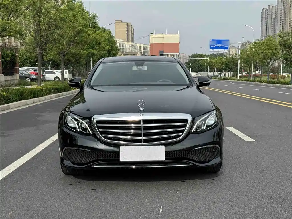 Mercedes-Benz E-Class 2018 E 200 L фото 4