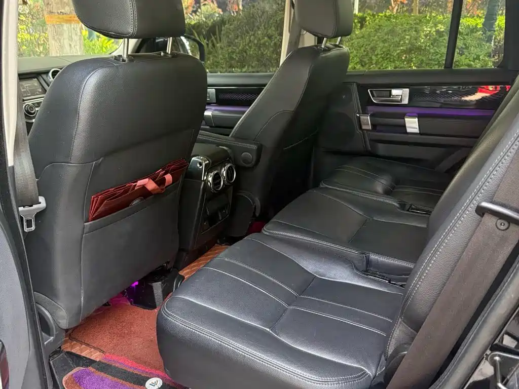 Фото 3 - Land Rover Discovery