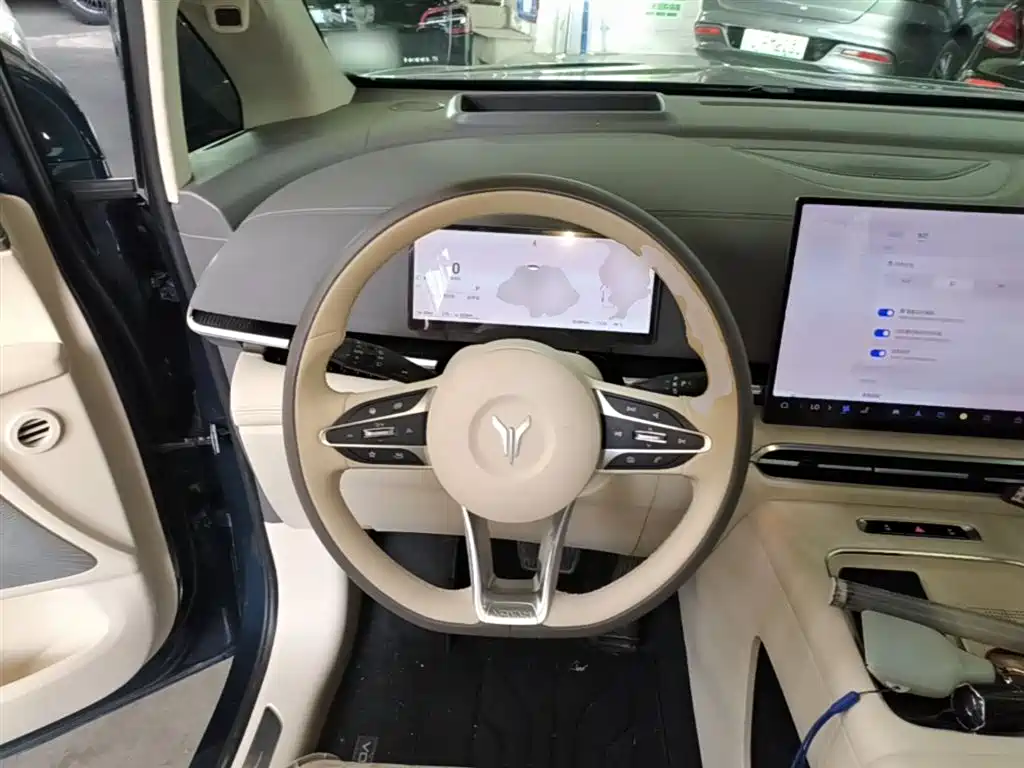 Voyah Auto Voyah Dreamer 2025 PHEV AWD Flagship Kunpeng Edition фото 11