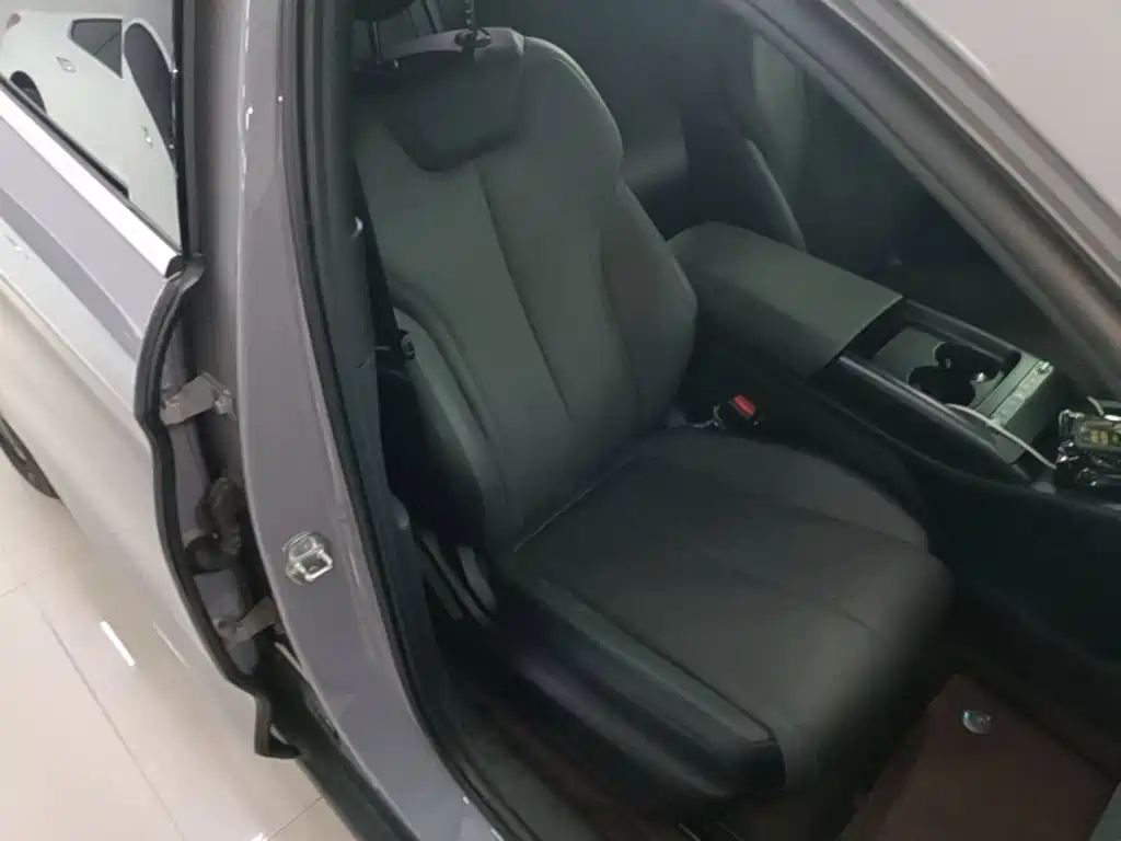 BYD Qin L 2026 2026 Model DM-i Smart Drive Edition 128KM Pioneer