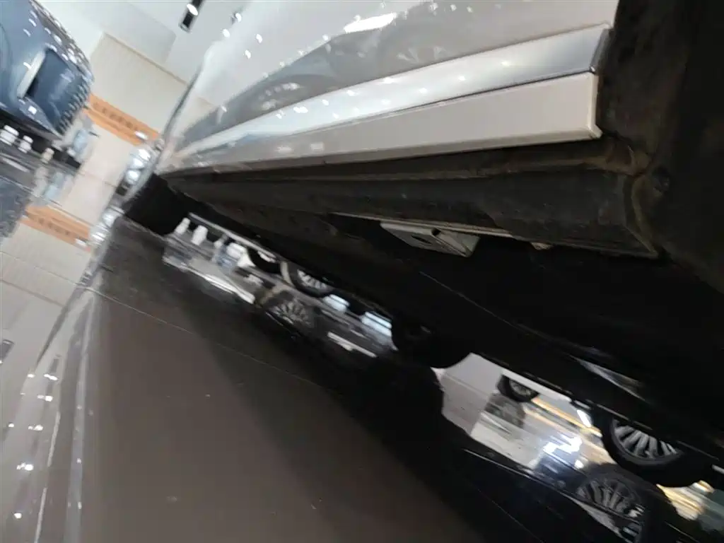 BYD Xia 2025 DM-i 1.5T 180km Excellence фото 22