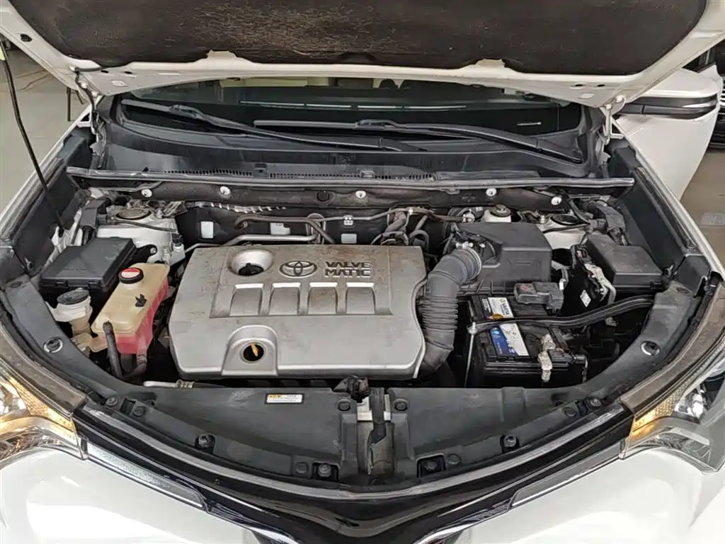 Toyota RAV4 Rongfang 2016 2.0L CVT 2WD Urban (China V) фото 20