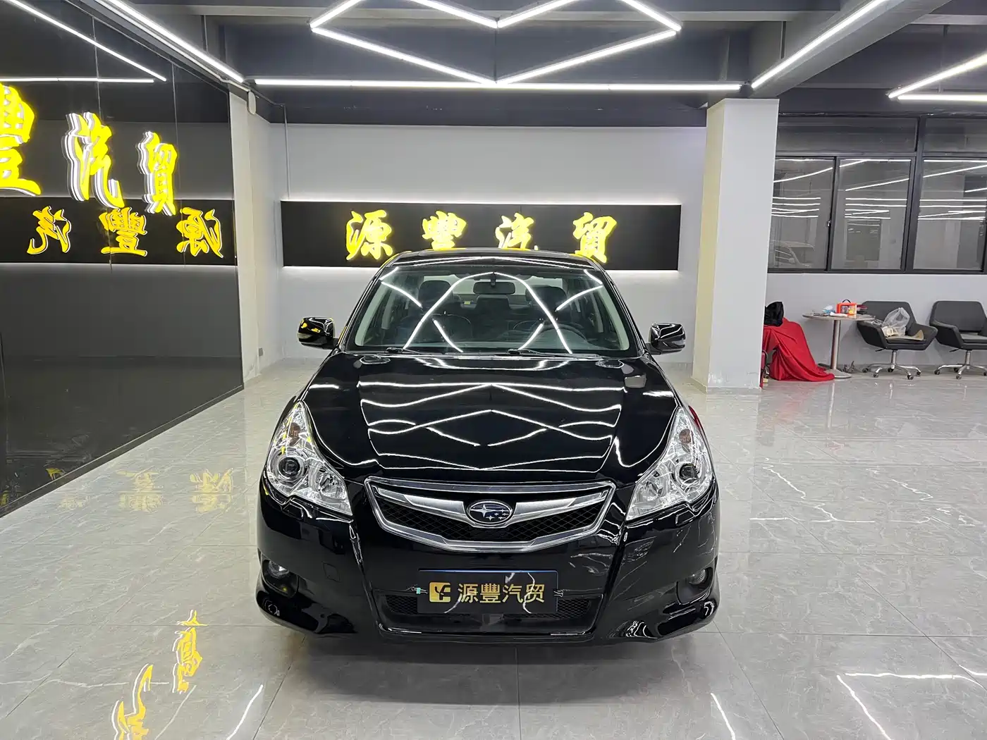 Subaru Legacy 2010 2.5i Luxury Navigation Edition фото 2