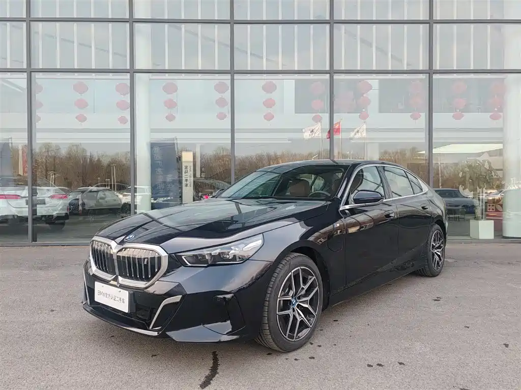 BMW I5