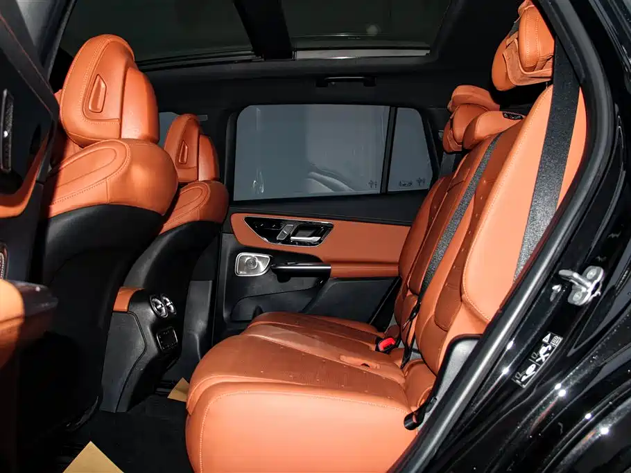 Mercedes-Benz GLC 2024 Facelift GLC 300 L 4MATIC Sport 7-seater фото 20