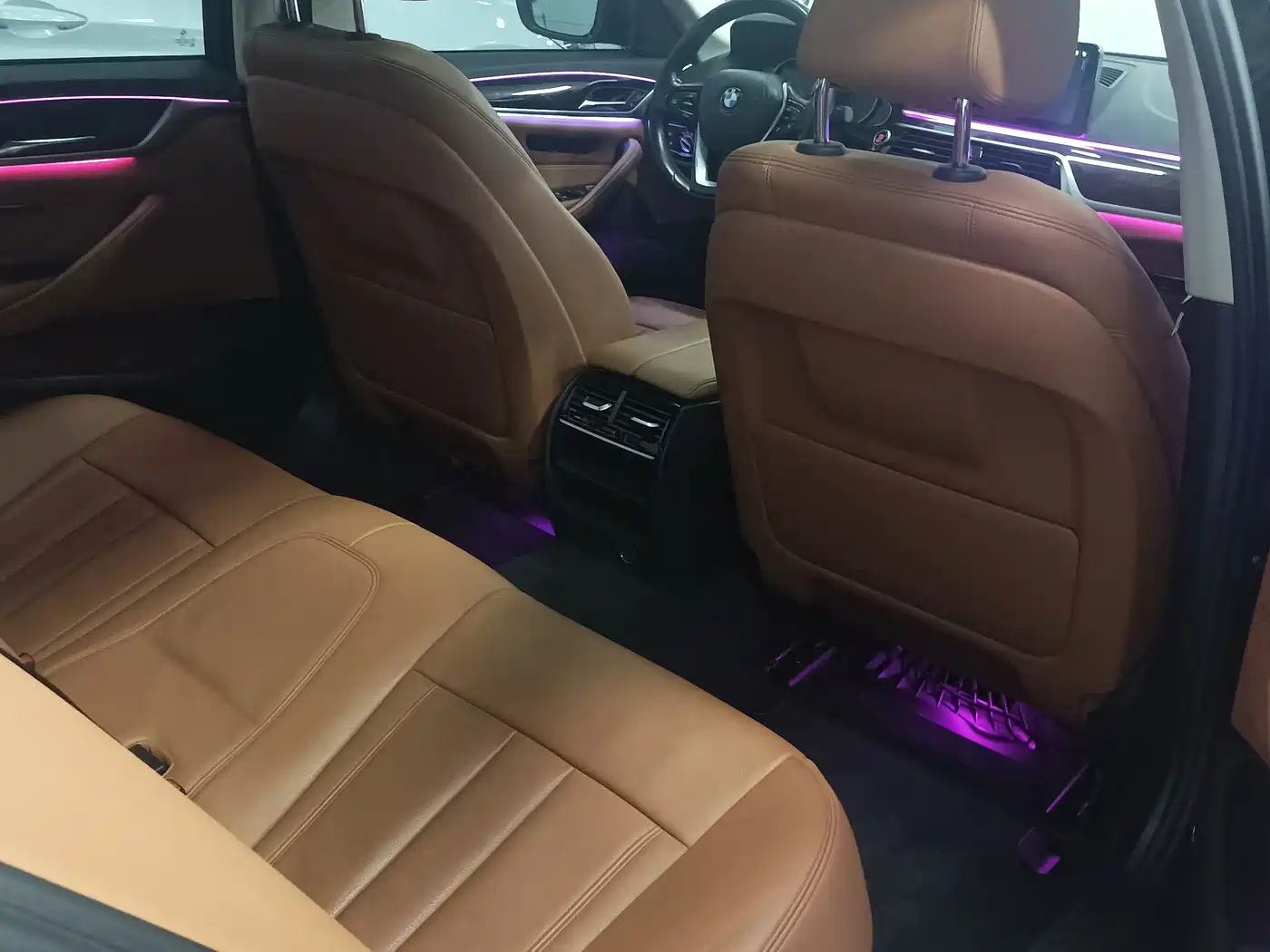 BMW 5 Series 2018 528Li Launch Special Edition фото 10