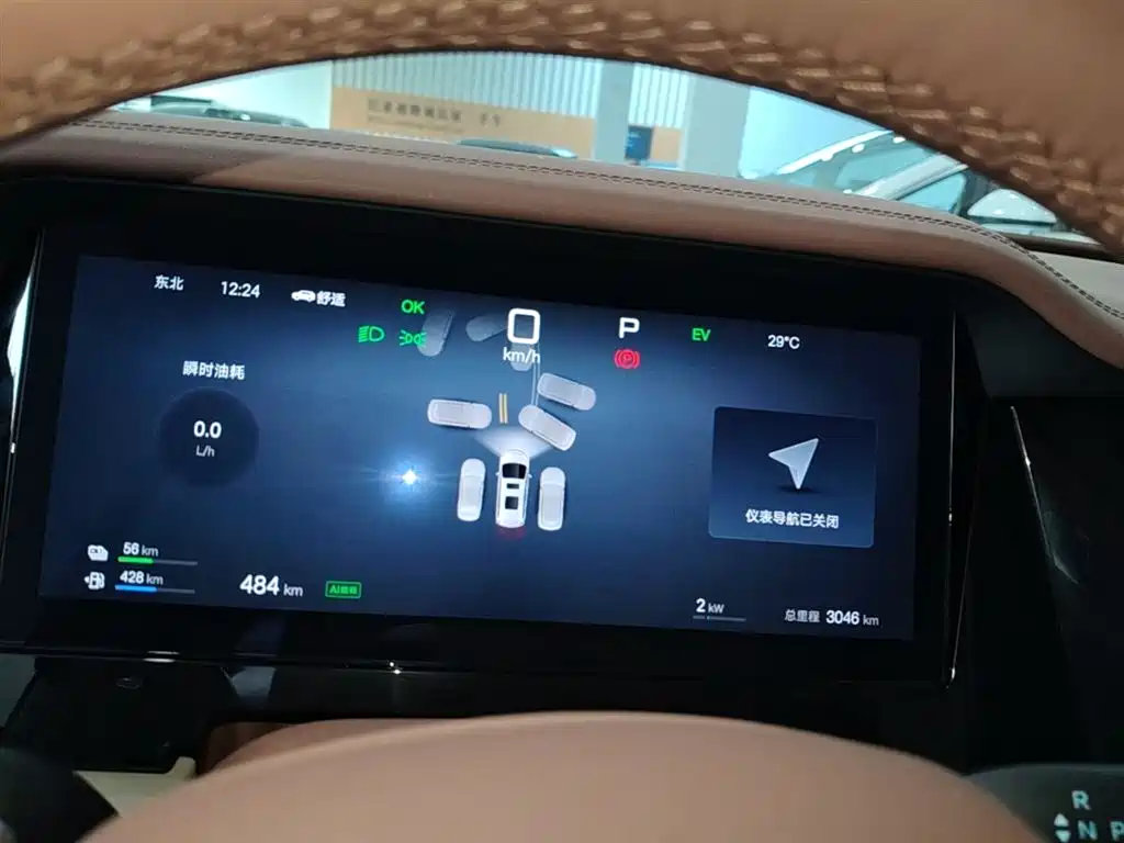 BYD Xia 2025 DM-i 1.5T 180km Excellence фото 12