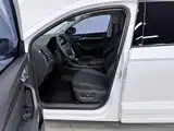 Photo 10 - Škoda Karoq