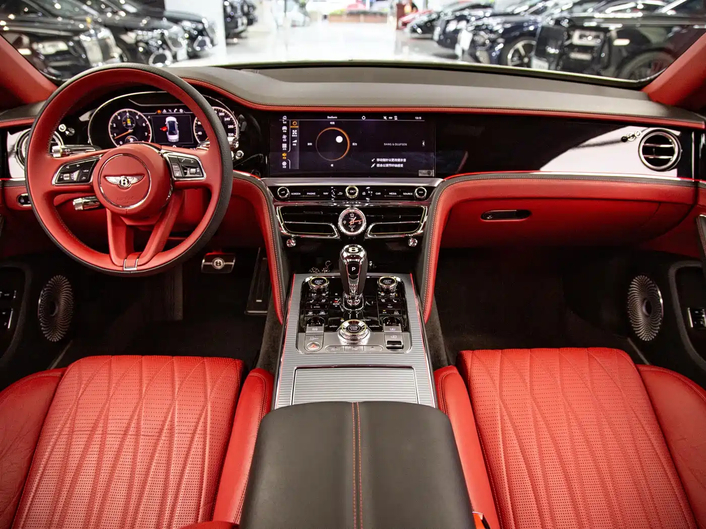 Bentley Flying Spur 2021 4.0T V8 Standard Version фото 5