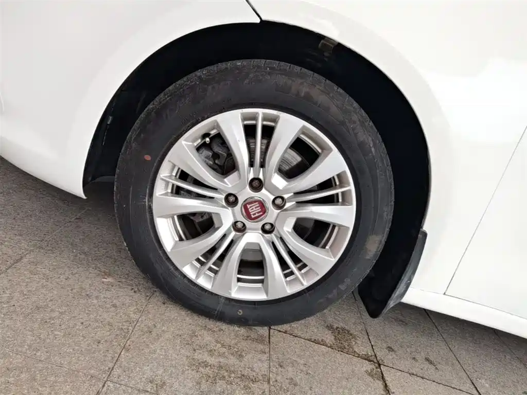 Fiat Viaggio 2015 2015 1.4T Auto Delight Edition