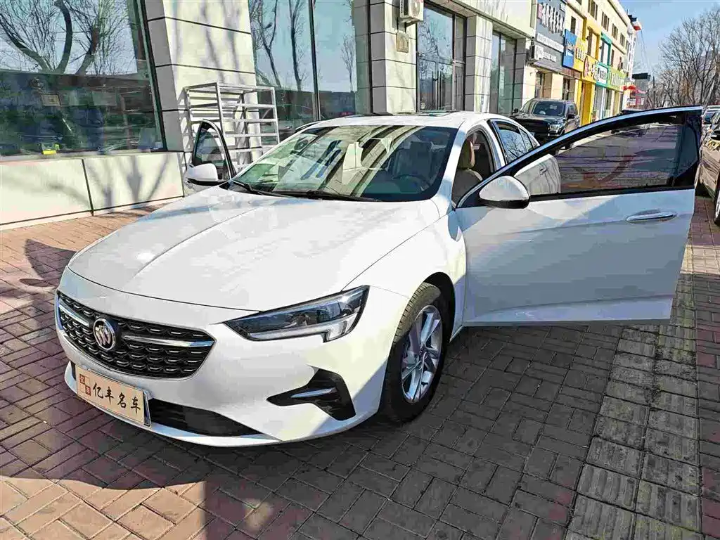 BUICK REGAL