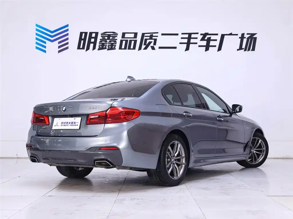 BMW 5 Series (Import) 2018 525i M Sport Package фото 7