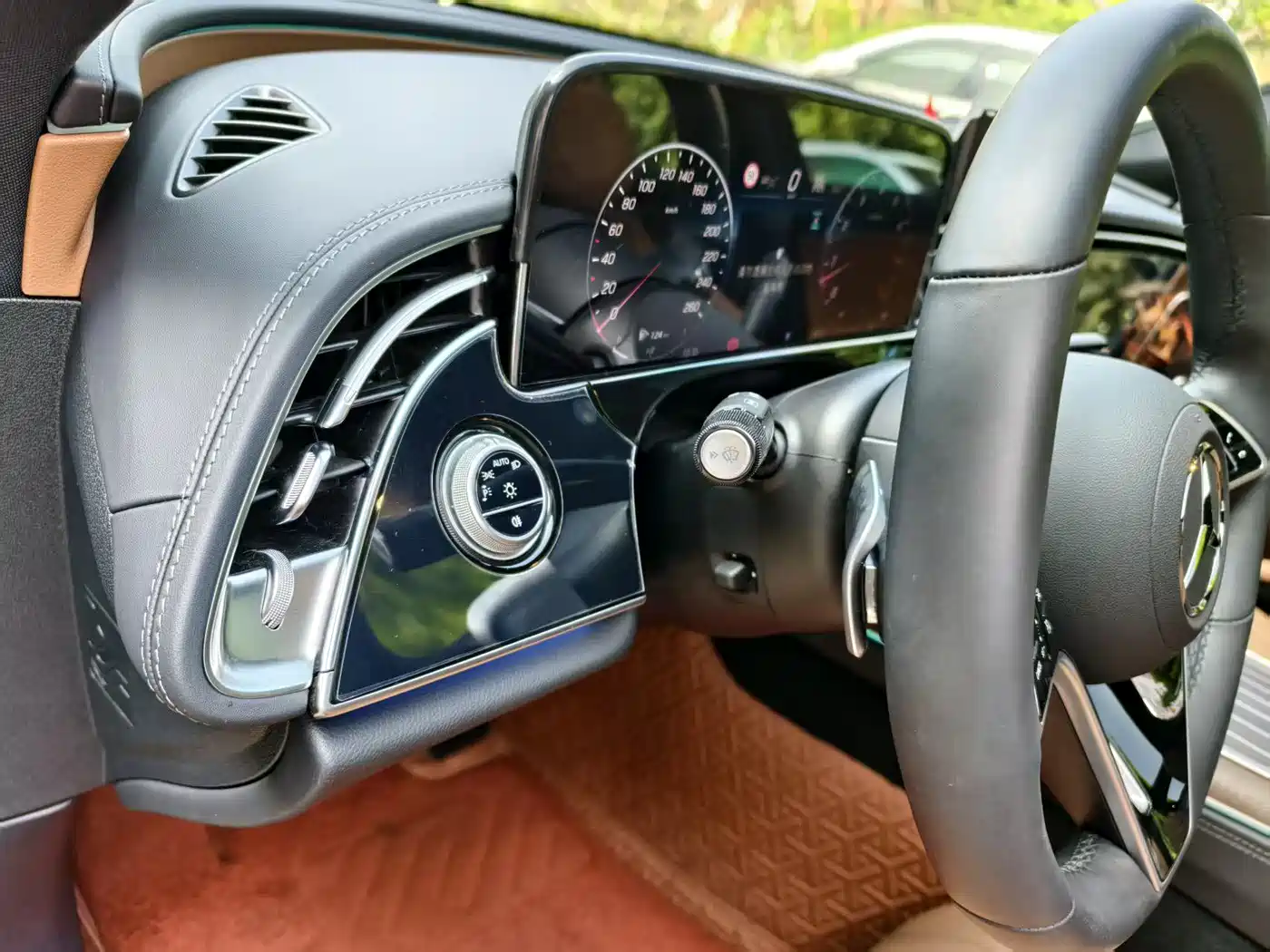Mercedes-Benz E-Class 2025 E 300 L Luxury фото 13