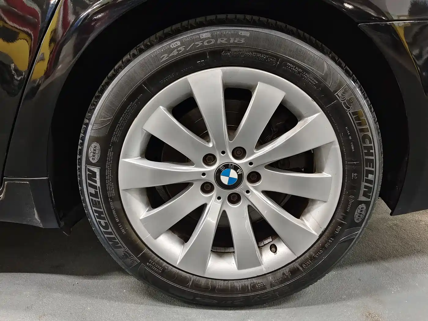 BMW 7 Series 2009 Model 740Li Leading Edition фото 13