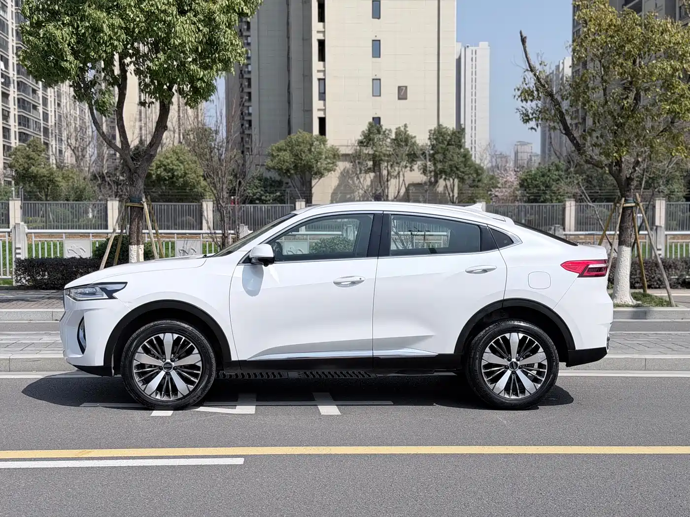 Haval F7x 2019 1.5T 2WD Ultimate Smart Trend Edition фото 4