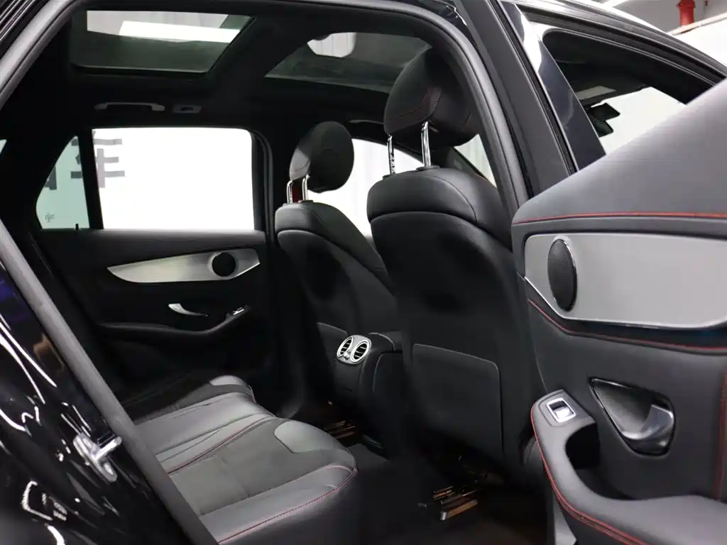 Mercedes-Benz GLC AMG 2017 AMG GLC 43 4MATIC фото 20