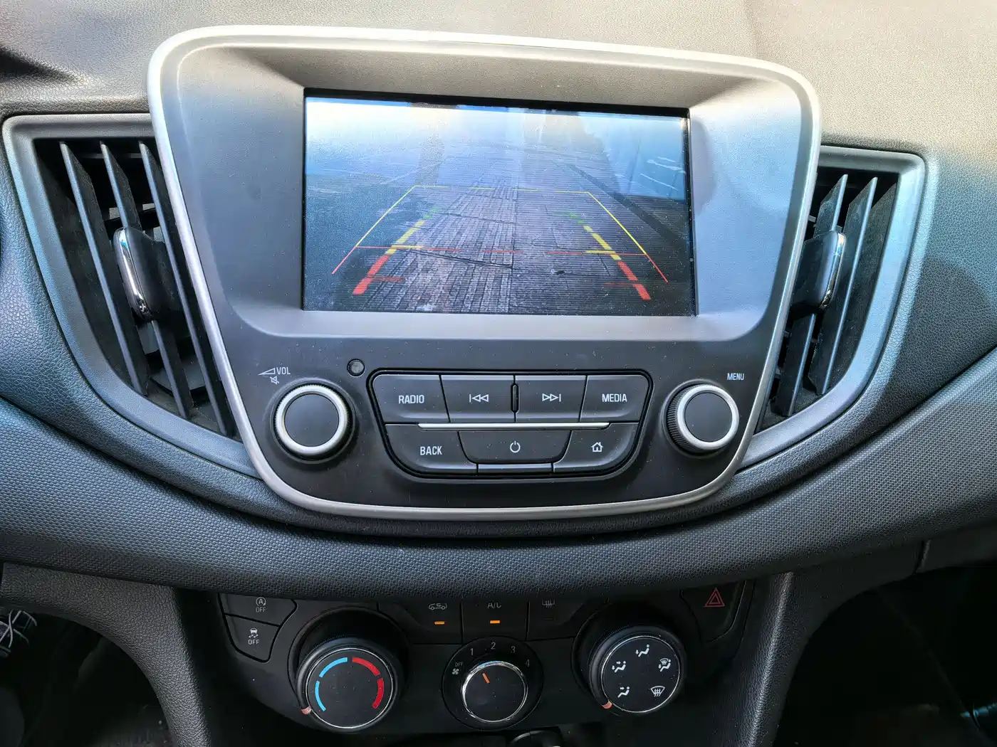Chevrolet Cavalier 2019 320 Automatic Joy Edition фото 13
