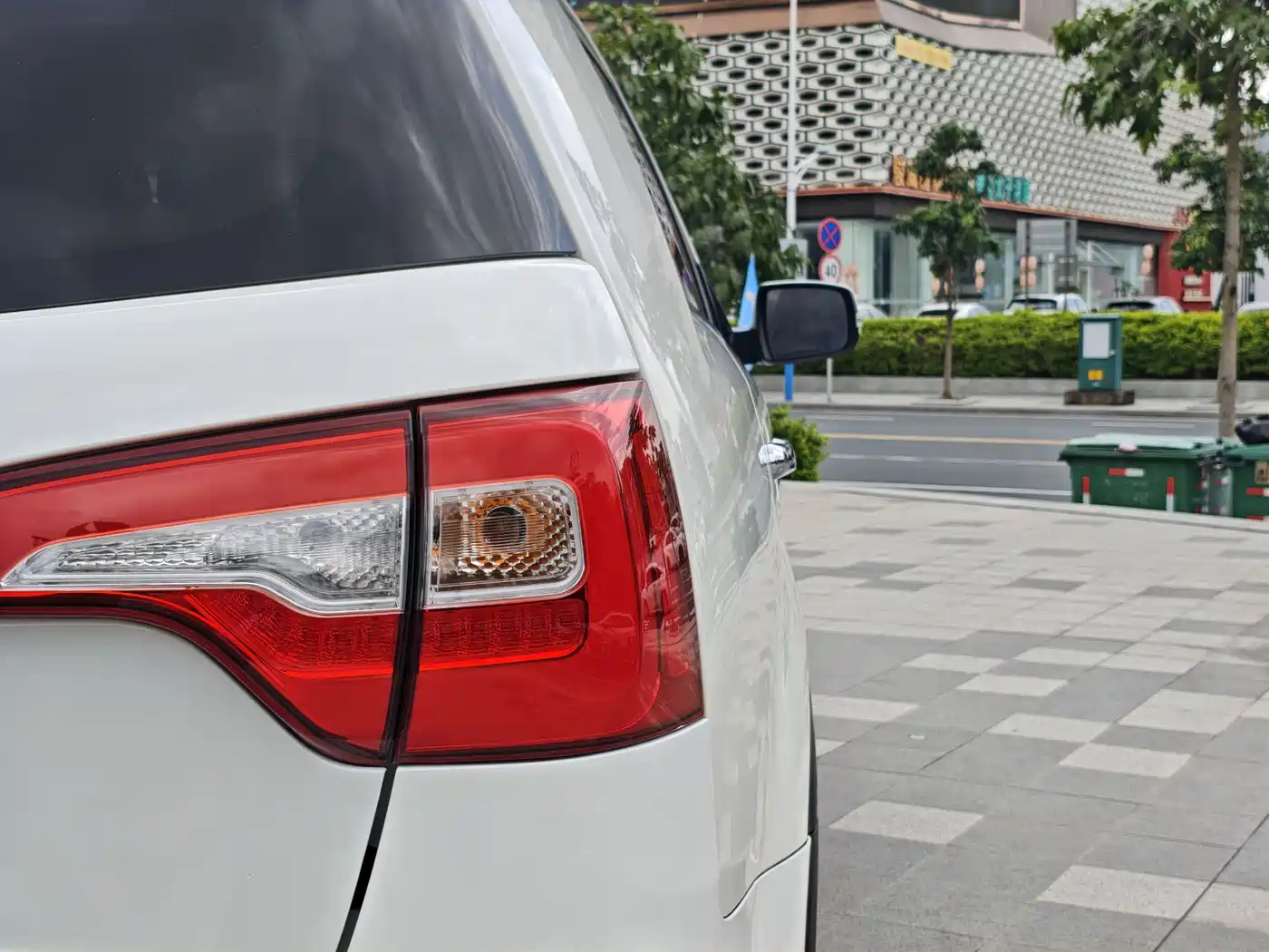 Photo 18 - Kia Sorento