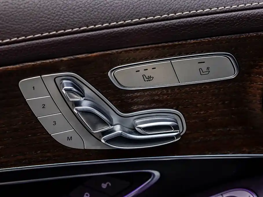 Mercedes-Benz GLC 2021 GLC 260 L 4MATIC Luxury фото 25