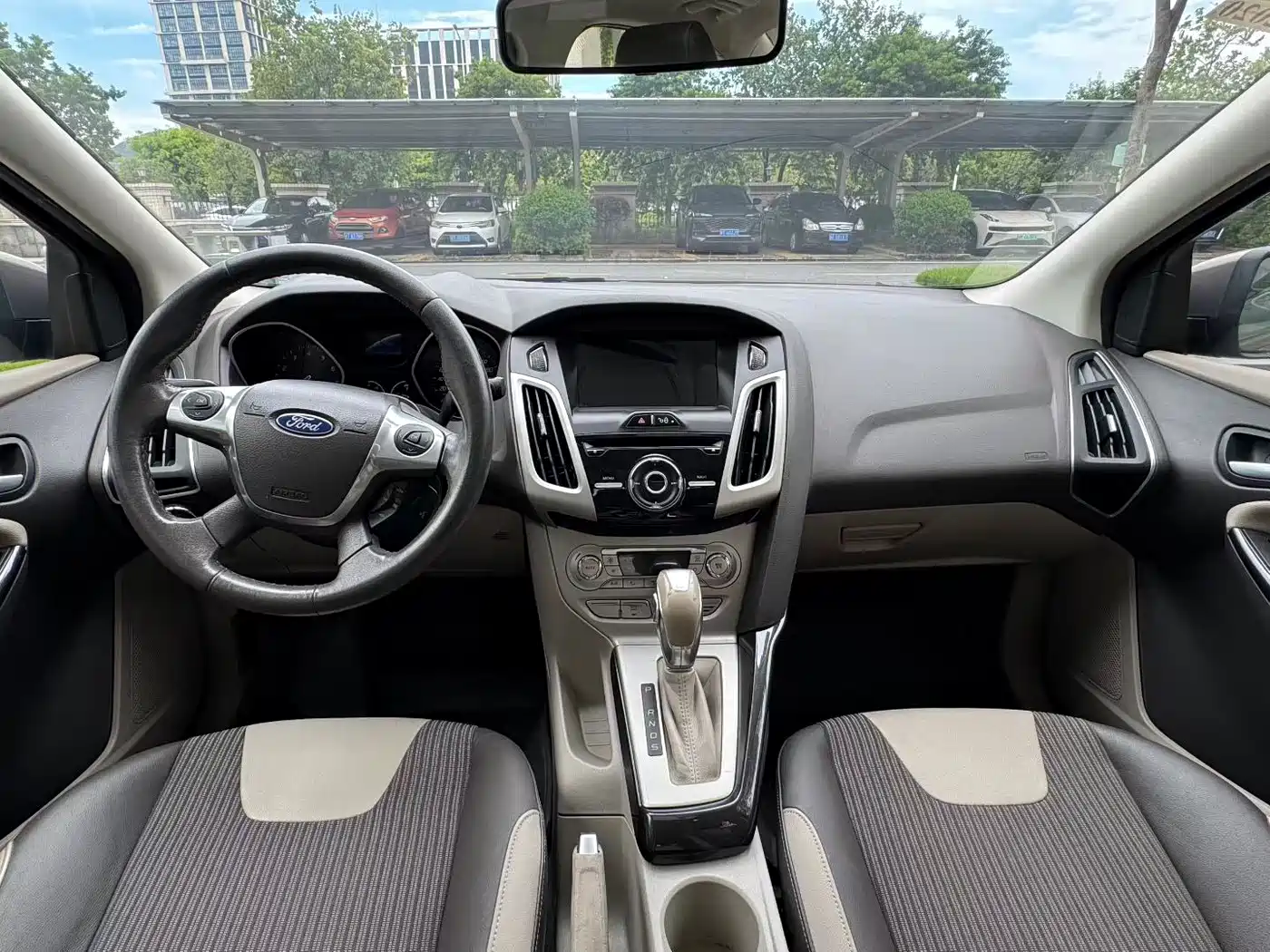 Photo 7 - Ford Focus