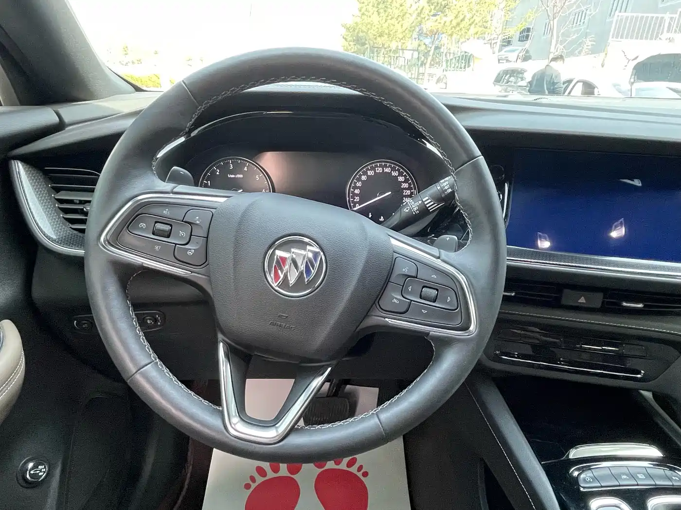Buick Envision Plus 2023 Enclave Plus 652T 5-Seater Luxury фото 8