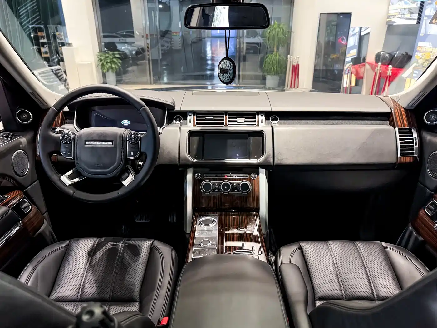 Land Rover Range Rover 2013 3.0 TDV6 Vogue фото 10