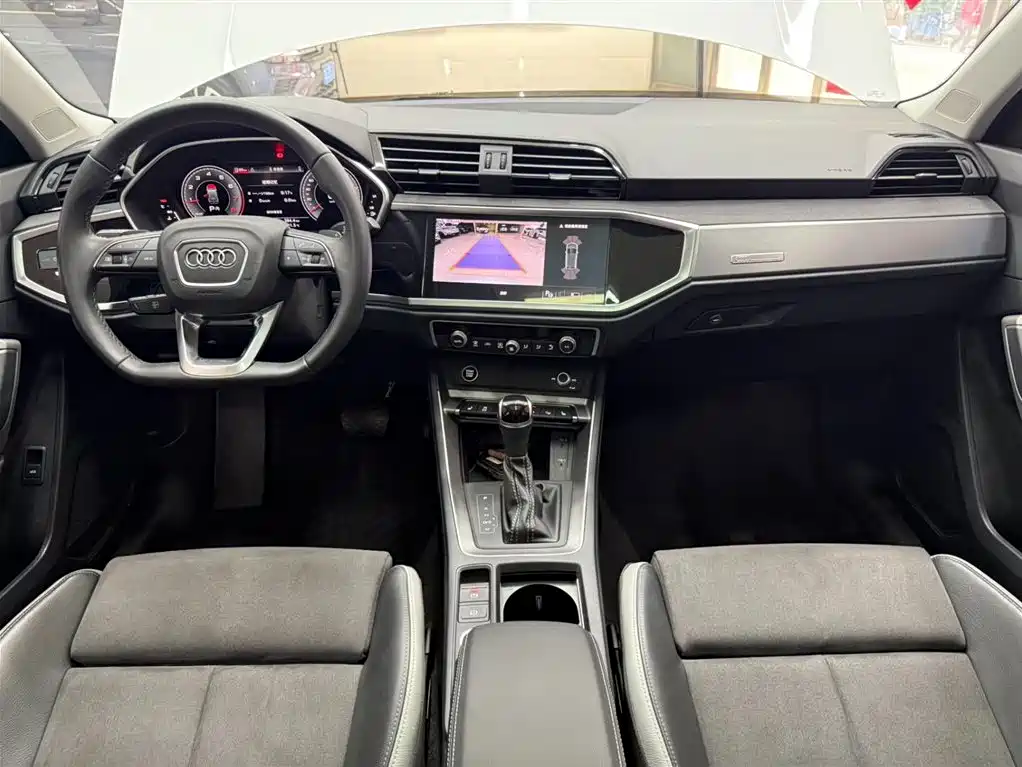 Audi Q3 2023 35 TFSI Fashion Dynamic (1.4T) фото 20