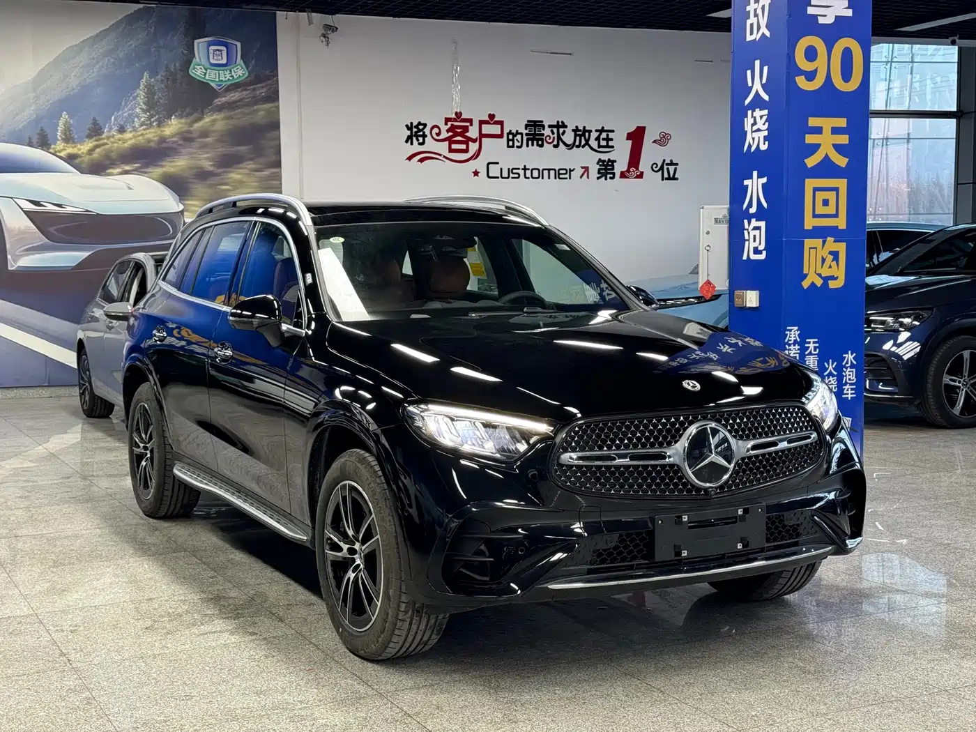 MERCEDES-BENZ GLC