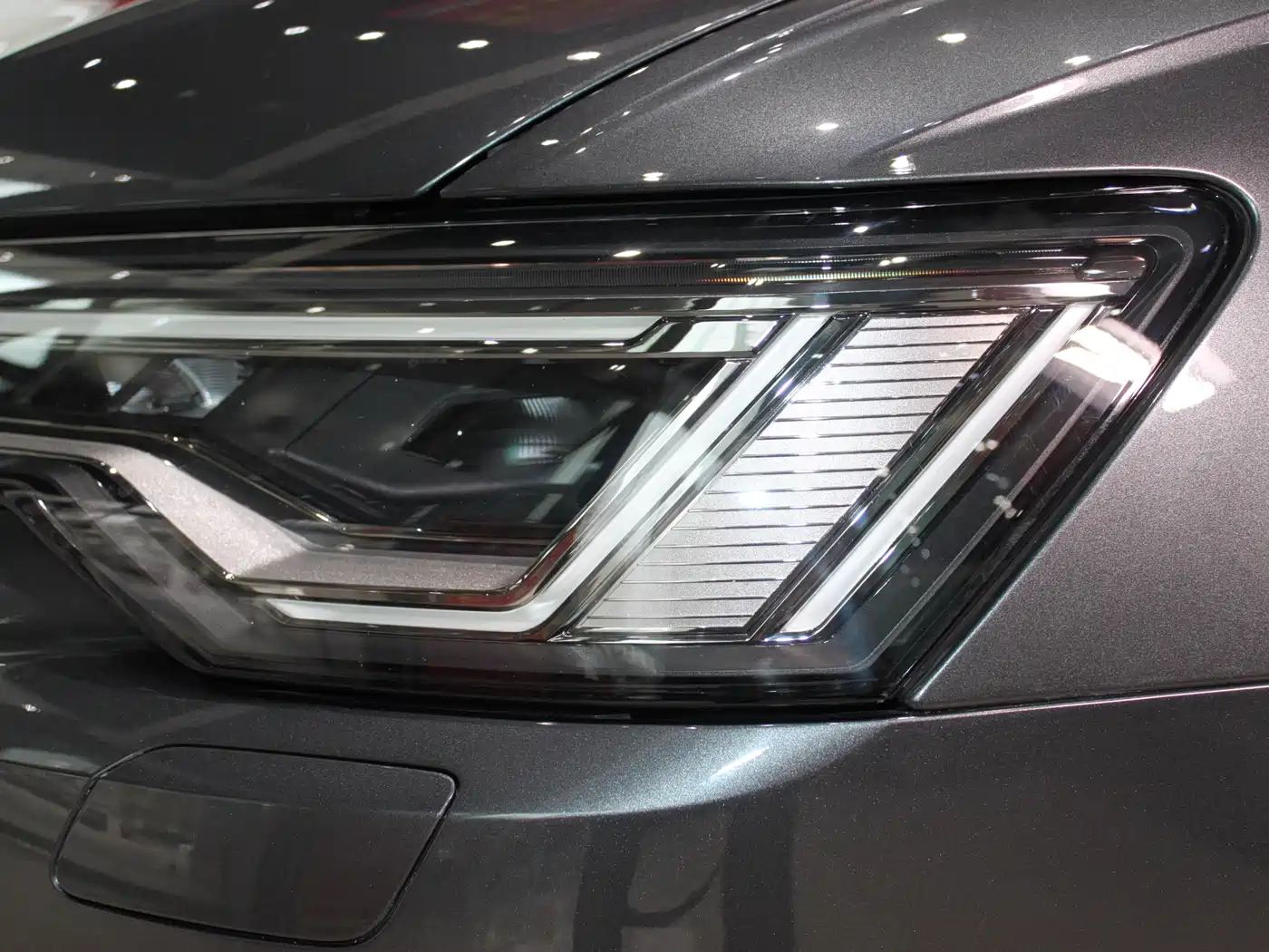 Audi A6L 2019 40 TFSI Luxury Dynamic фото 6