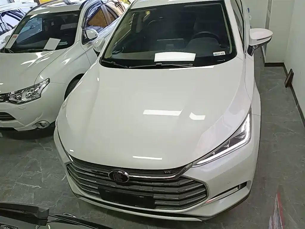 BYD TANG