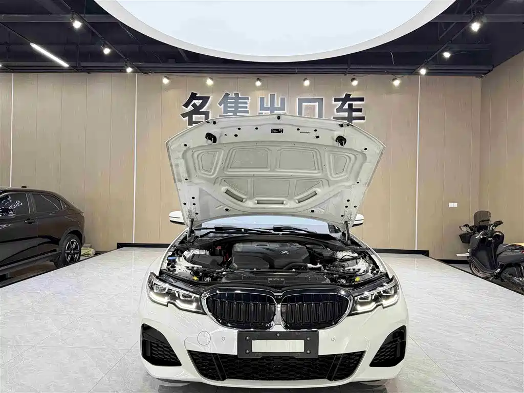 BMW 3 Series 2022 320Li M Sport Package фото 7