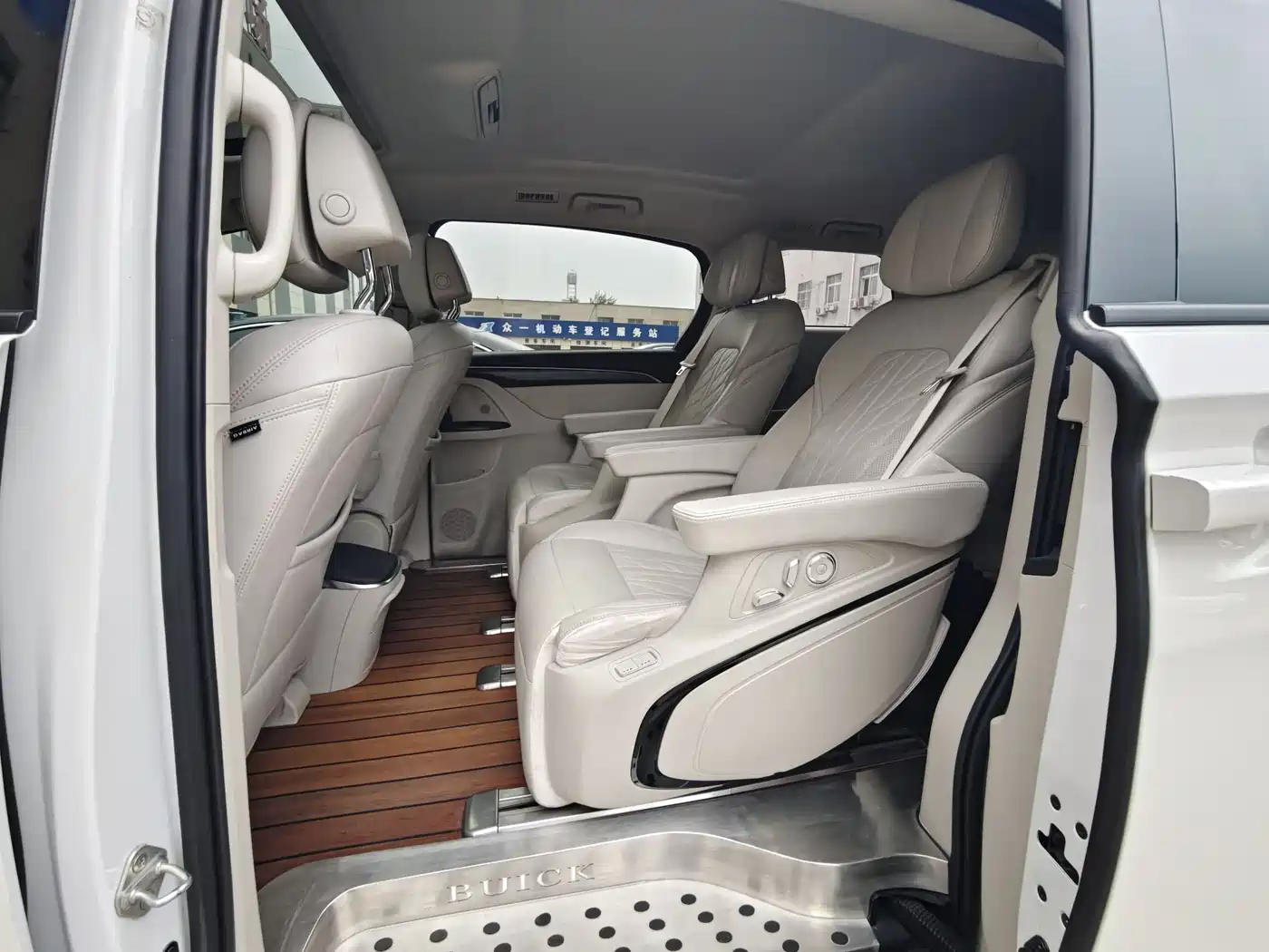 Buick GL8 2022 ES Landmark 653T Comfort фото 11