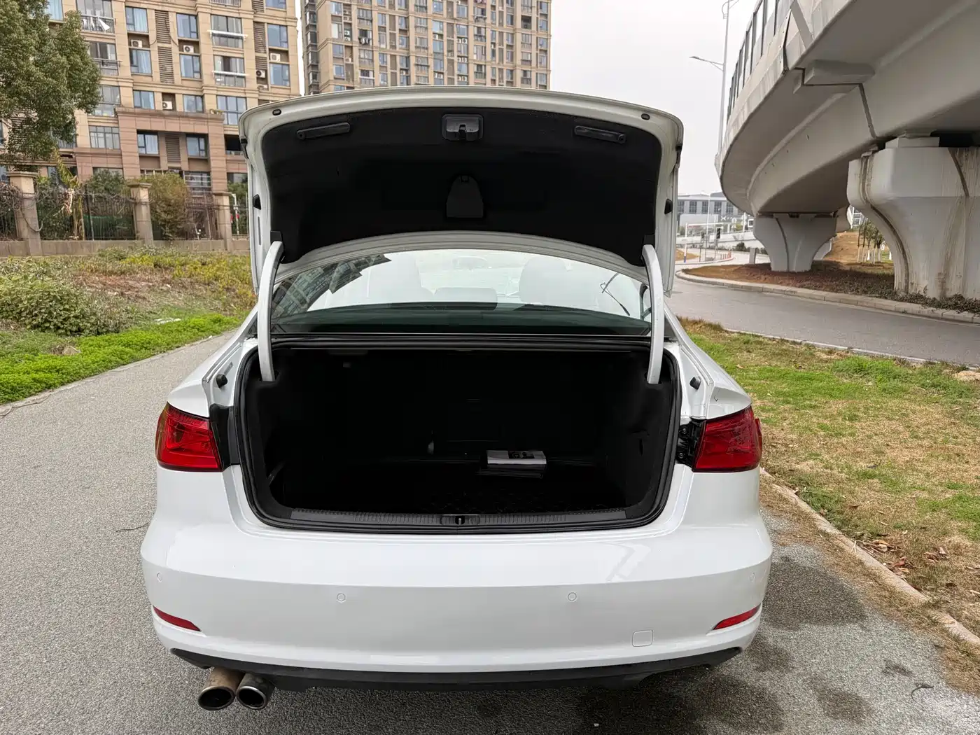 Audi A3 2015 Limousine 40 TFSI Automatic Comfort фото 16