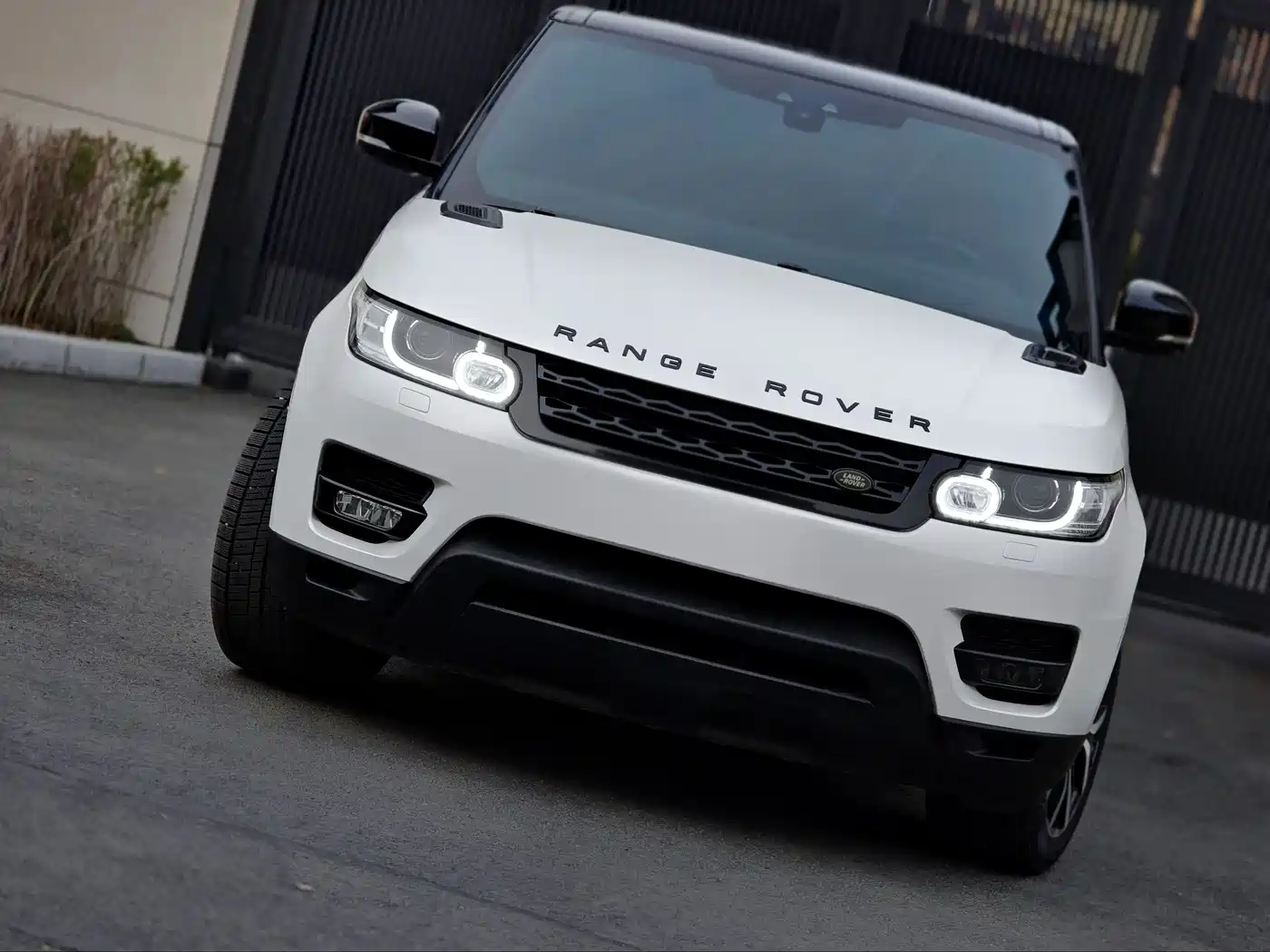Land Rover Range Rover Sport 2017 3.0 SC V6 SE фото 6