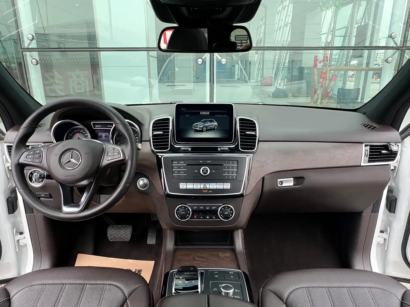 Mercedes-Benz GLE 2015 GLE 400 4MATIC фото 12