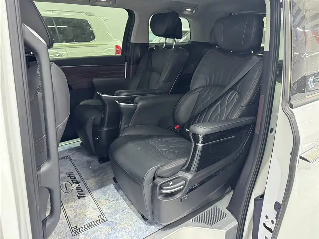 GAC Trumpchi Trumpchi M8 2024 Master Series 400T Premium Edition фото 8
