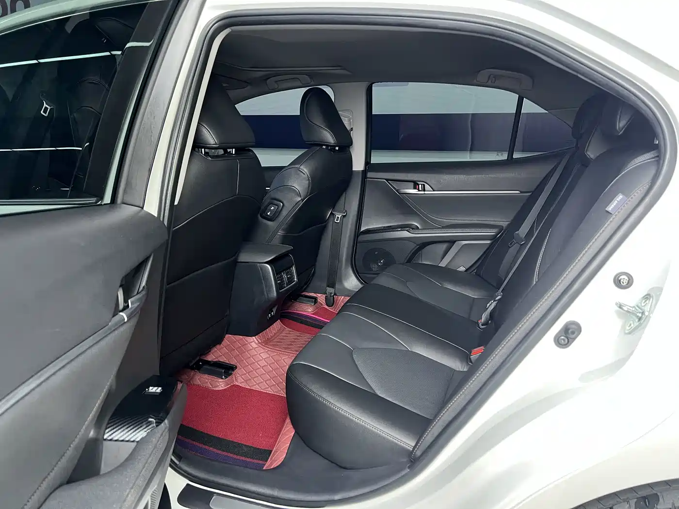 Toyota Camry 2021 2.0G Luxury Edition фото 4