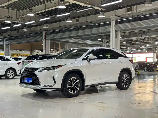 Lexus RX 2020