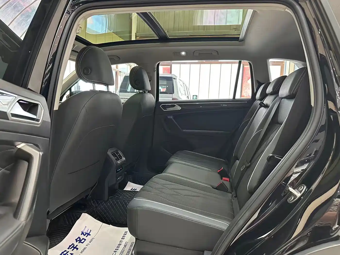 Volkswagen Tiguan L 2023 330TSI Auto 2WD R-Line Premium Edition фото 15