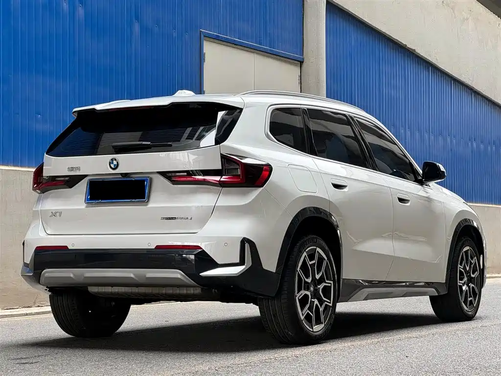 BMW X1 2023 sDrive25Li X Design Package фото 5