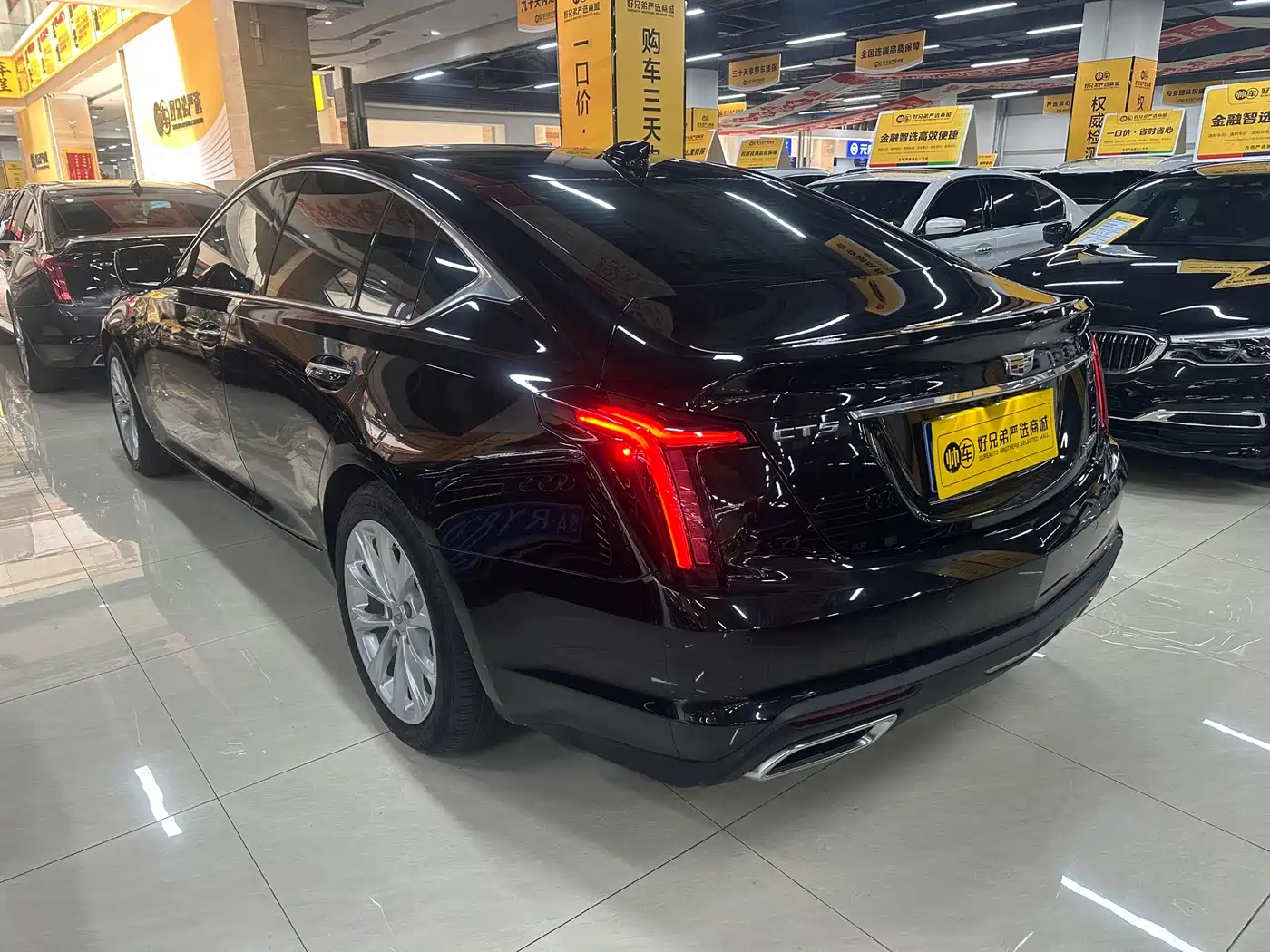 CADILLAC CT5