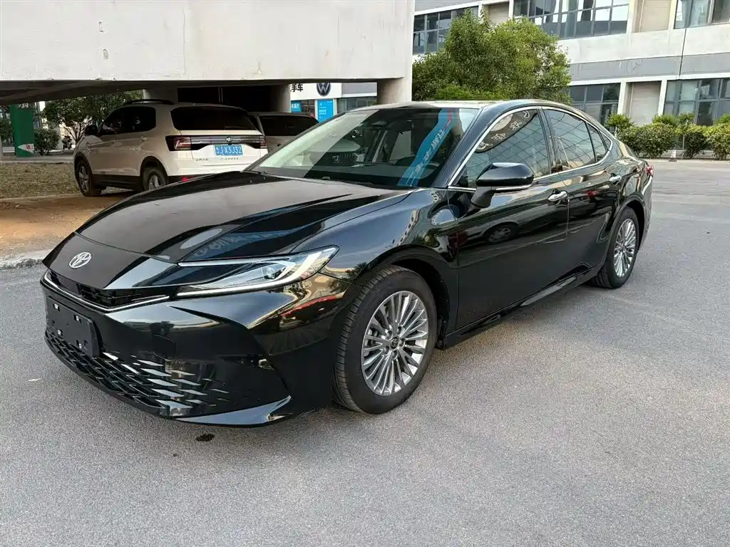Toyota Camry 2024 2.0GVP Luxury Edition