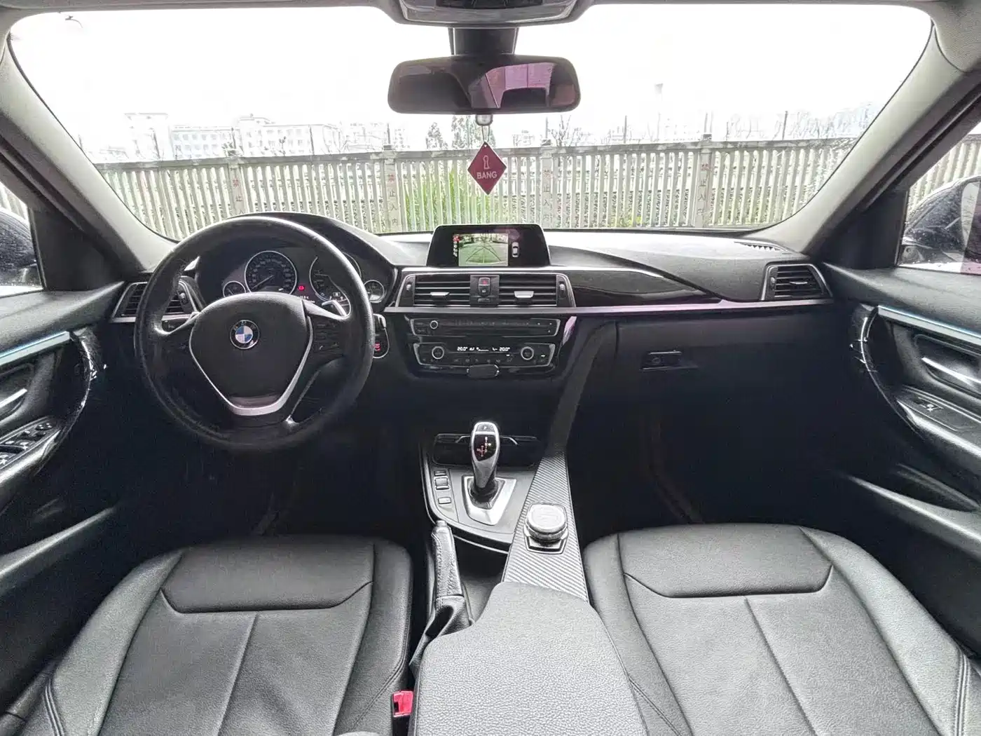 BMW 3 Series 2017 320Li M Sport фото 21