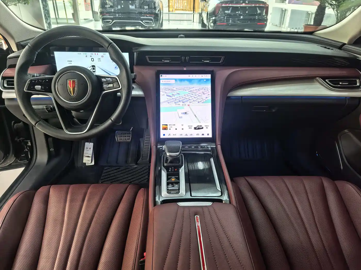 Hongqi H5 2025 2.0T Automatic Flag Celebration 500,000 Units Anniversary Edition фото 13